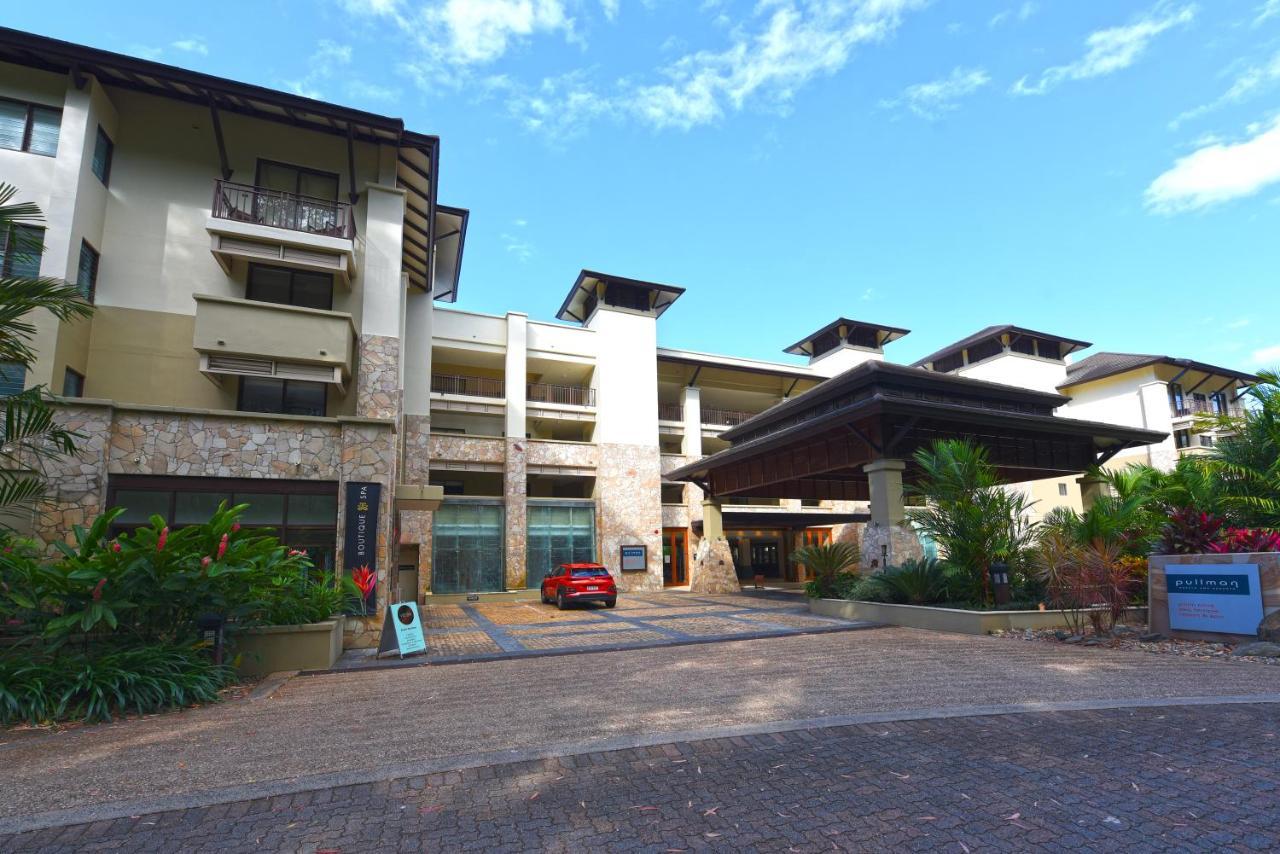 Private Apartments In The Temple Beachfront Resort 팜코브 외부 사진